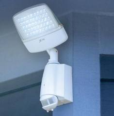 45 LED Solar Spotlight